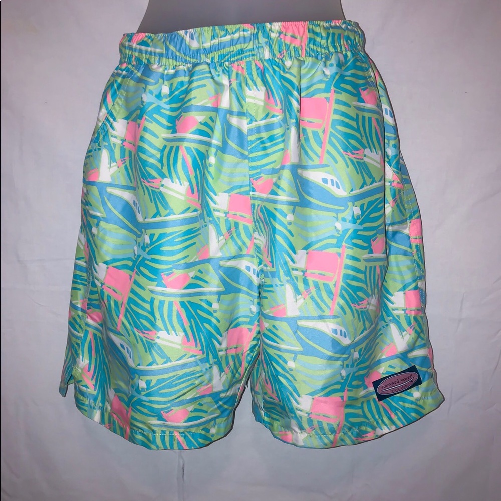 Vineyard Vines Trunks